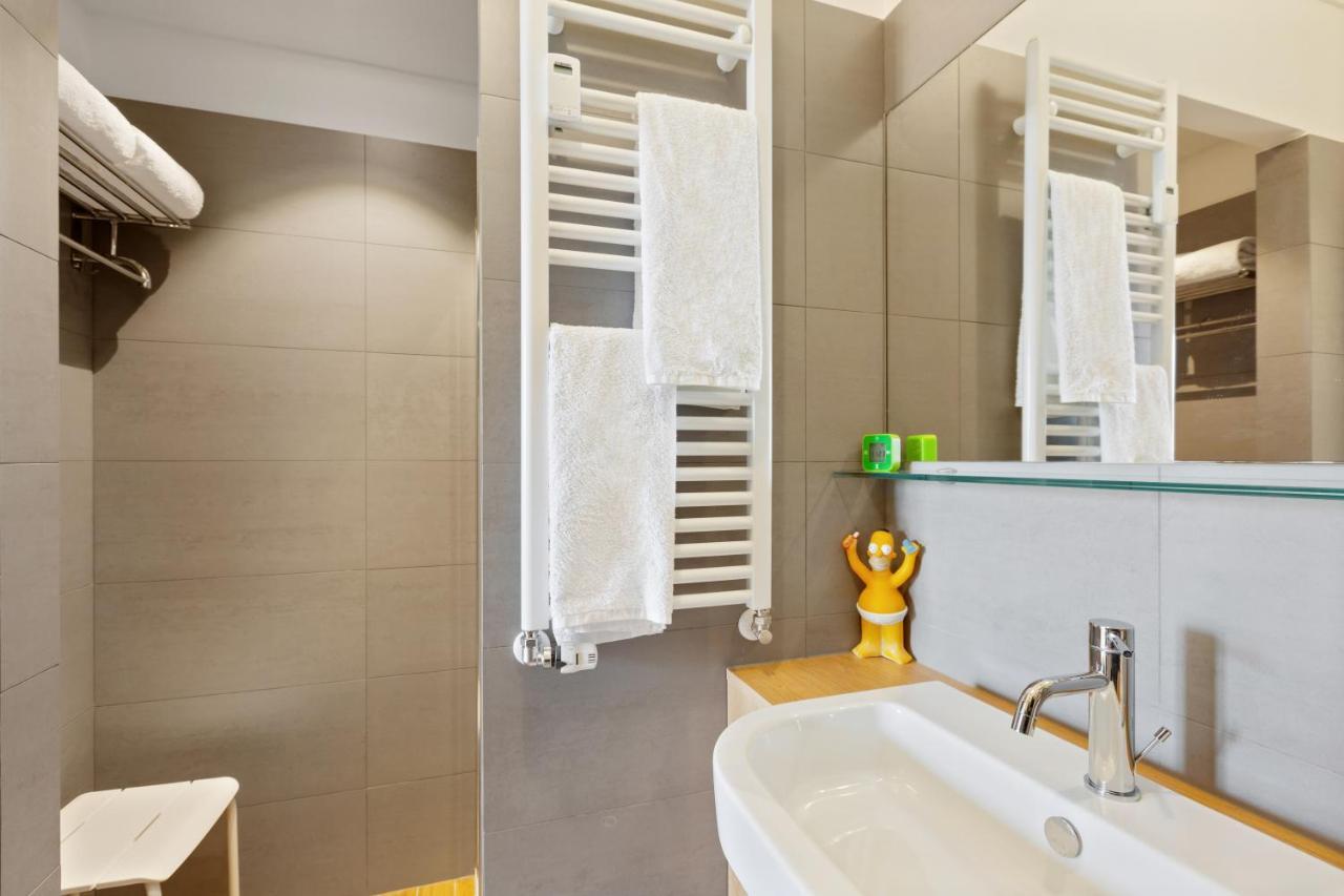 San Calocero - Private Bathroom - Wi-fi Couette-café